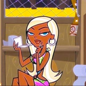 Meet your Posher, Leah